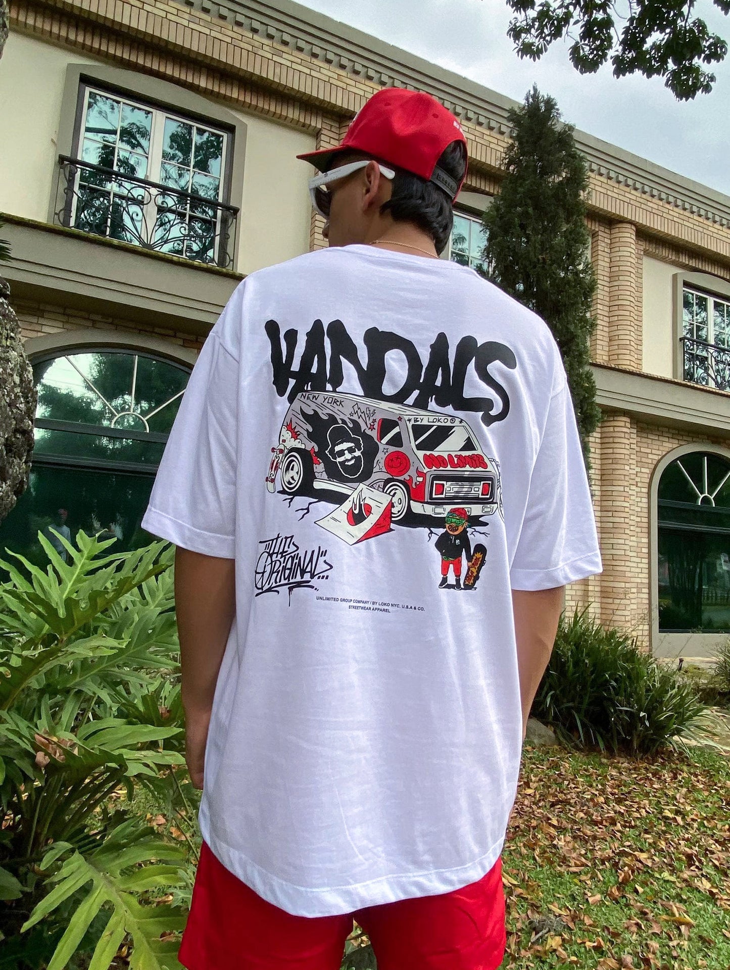 VANDALS | CAMISETA OVERSIZE LUXURY 230