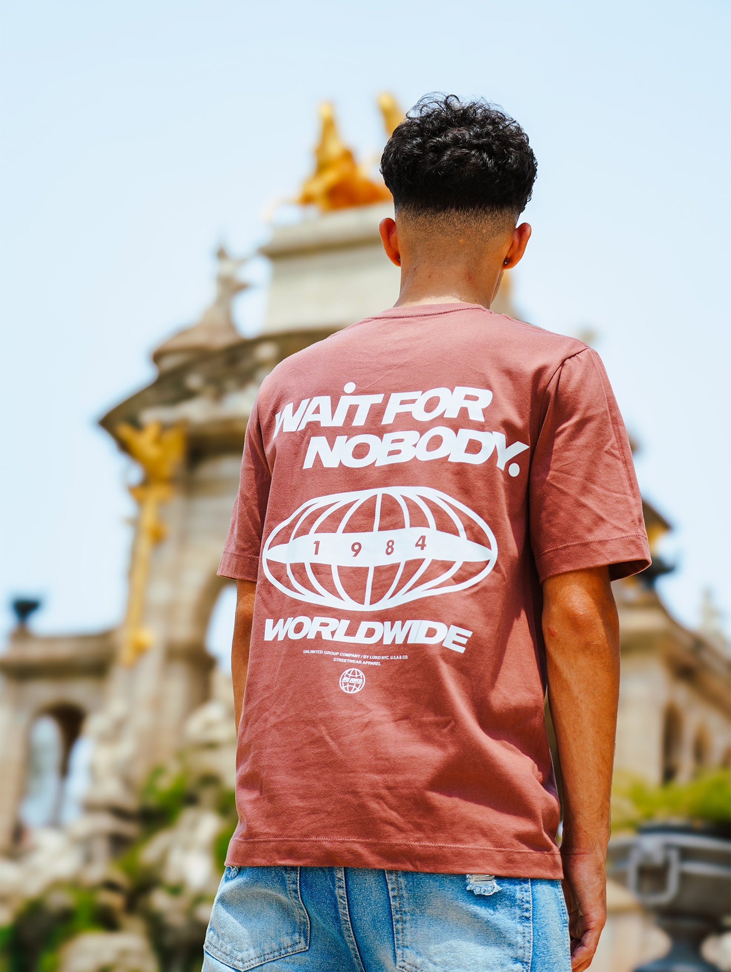 NOBODY | CAMISETA REGULAR FIT PREMIUM